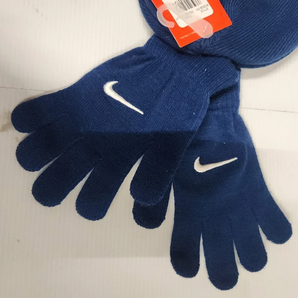 Nike Connecticut Team 2pc Beanie and Gloves Set Blue Acrylic Kids Size 8-20